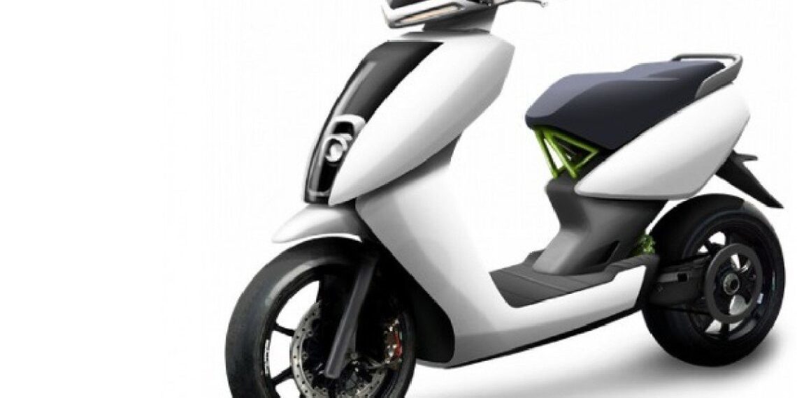 Электроскутер Okinawa Okhi 90 имеет запас хода 200км