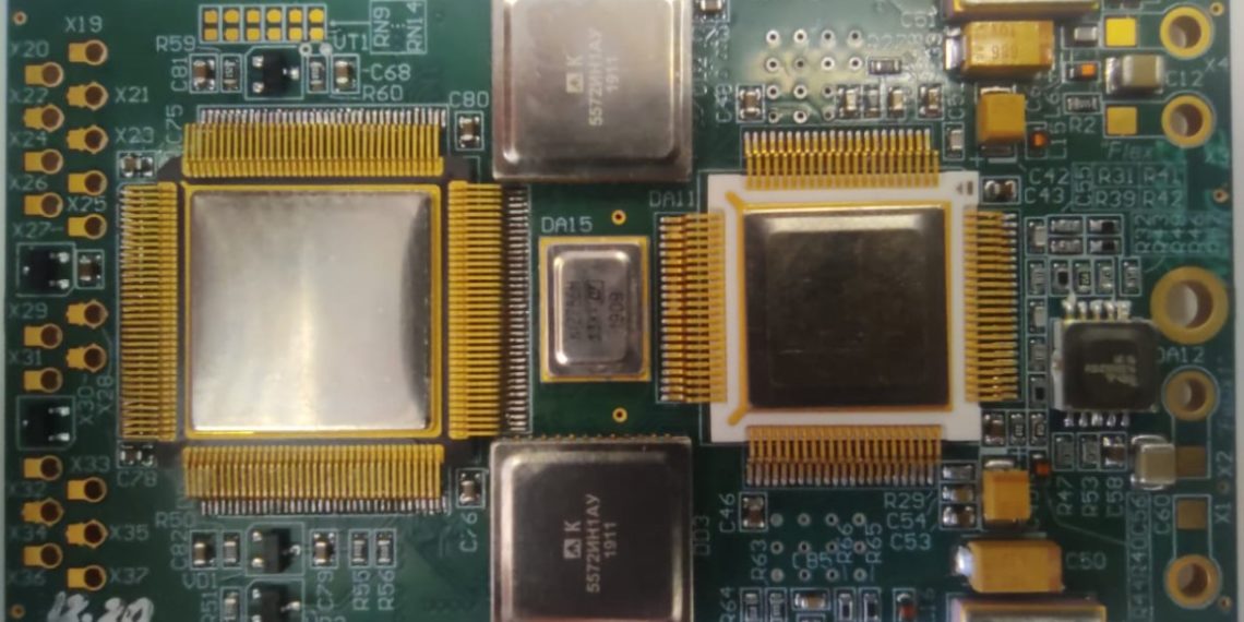 Московский физико-технический институт создал плату для связи малых космических аппаратов с Землей