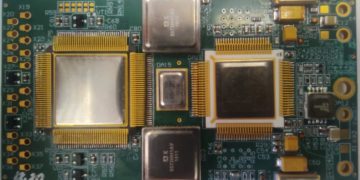 Московский физико-технический институт создал плату для связи малых космических аппаратов с Землей