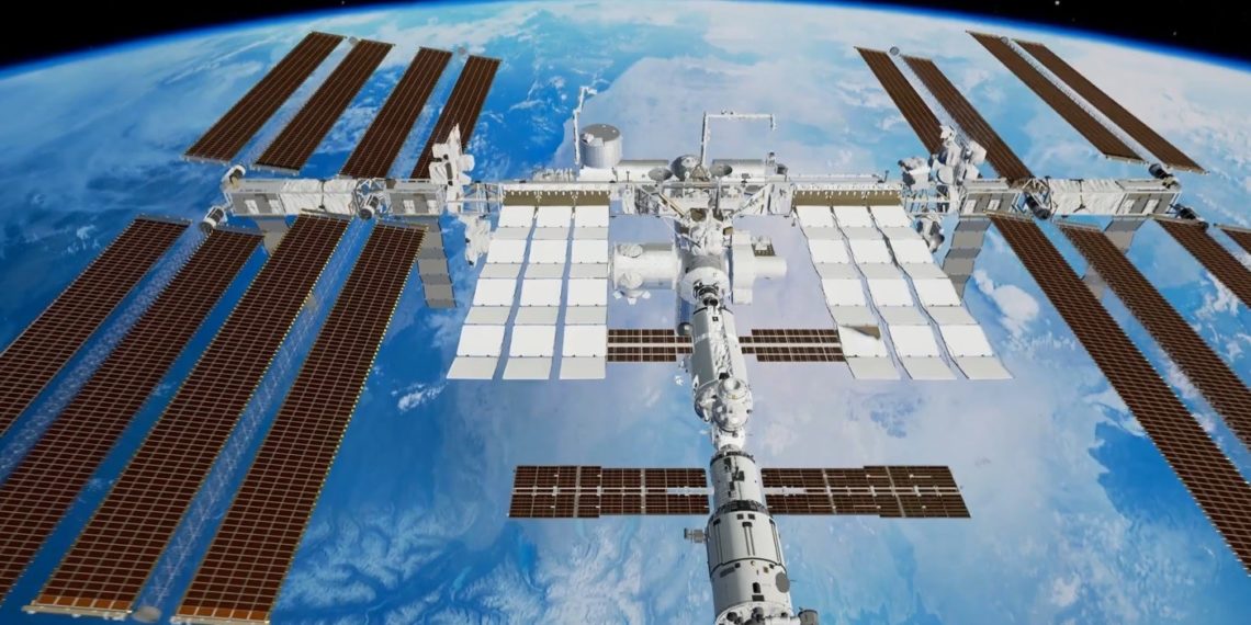 Россия не будет спешить с выходом из программы МКС