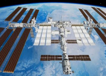 Россия не будет спешить с выходом из программы МКС