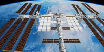 Россия не будет спешить с выходом из программы МКС