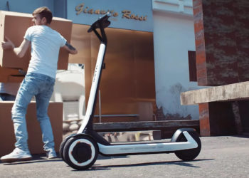 В Москве начали тестировать электросамокаты с автопилотом