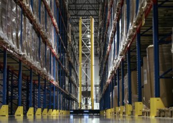 Яндекс создал роботов для складов и дарксторов