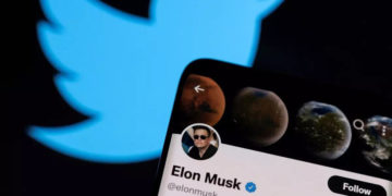 Илон Маск начал реформу Twitter