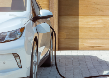 В Германии построят 930 тысяч зарядных станций для электрокаров