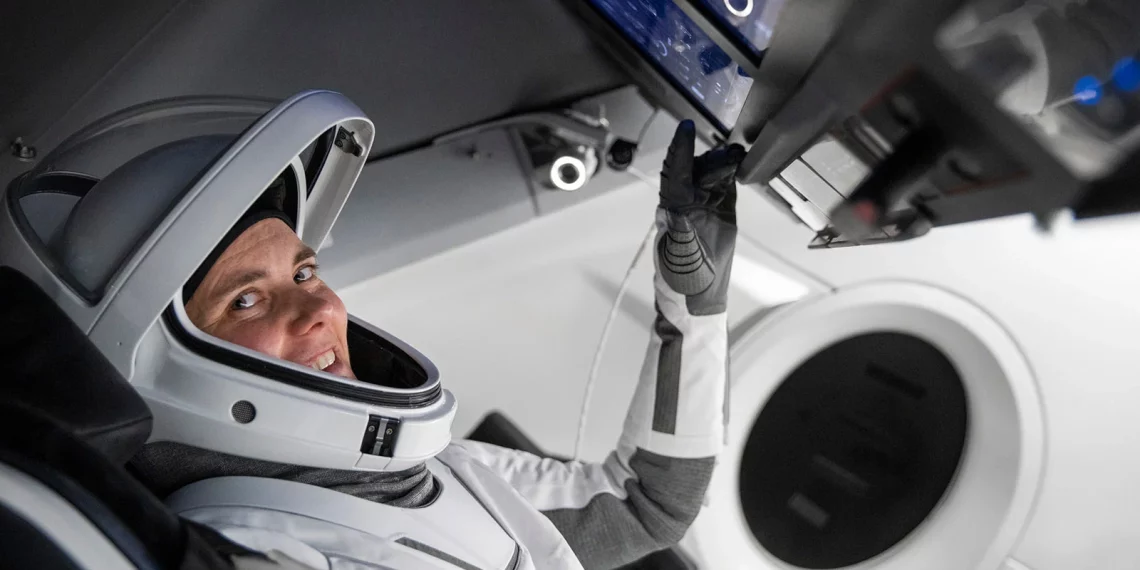 Российский космонавт Анна Кикина в составе Crew-5 летит на МКС