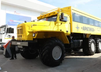 Серийное производство арктического автобуса “Урал” планируют начать в 2024 году