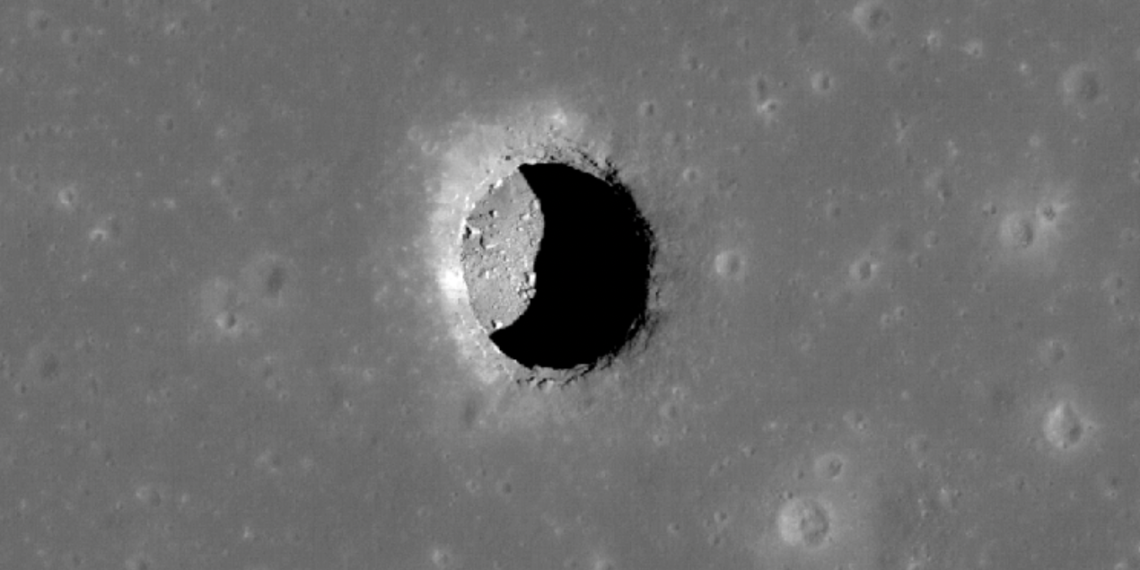 NASA обнаружили на Луне яму с комфортной для человека температурой