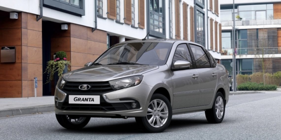 В продажу поступила битопливная модификация Lada Granta CNG