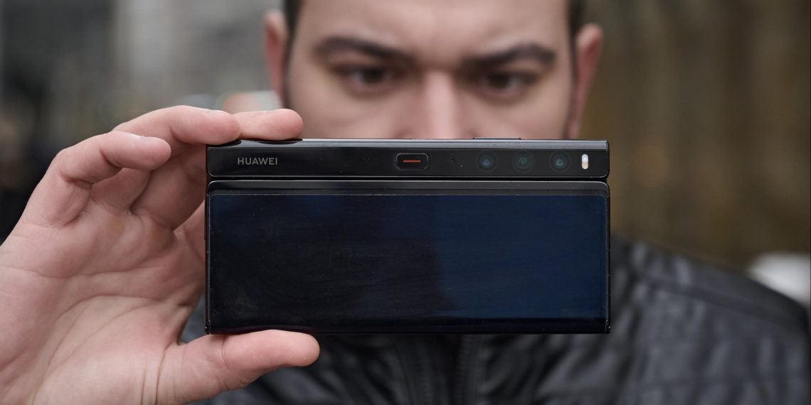 Обзор Huawei Mate Xs 2. Универсальный смартфон-планшет с гибким дисплеем