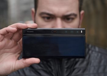 Обзор Huawei Mate Xs 2. Универсальный смартфон-планшет с гибким дисплеем