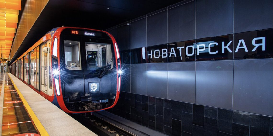 Открыта Большая кольцевая линия московского метро: 31 станция, длина 70 км, 20 пересадок на другие ветки