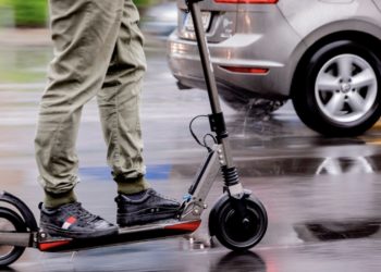 В России подготовят городскую инфраструктуру для поездок на электросамокатах