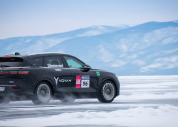 Электрокары Voyah установили рекорды скорости на льду Байкала