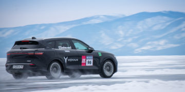 Электрокары Voyah установили рекорды скорости на льду Байкала