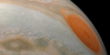 Евроcоюз направил исследовательский зонд Juice к Юпитеру