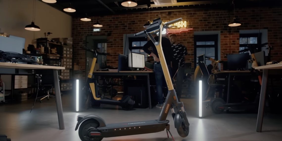 Российская компания Whoosh представила «умный» электросамокат