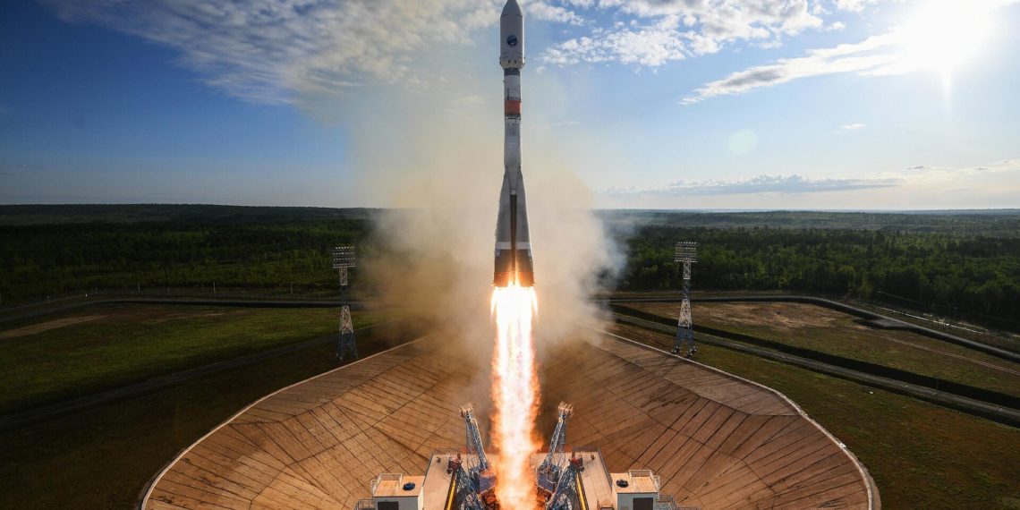 Роскосмос вывел на орбиту первый радиолокационный спутник «Кондор-ФКА»