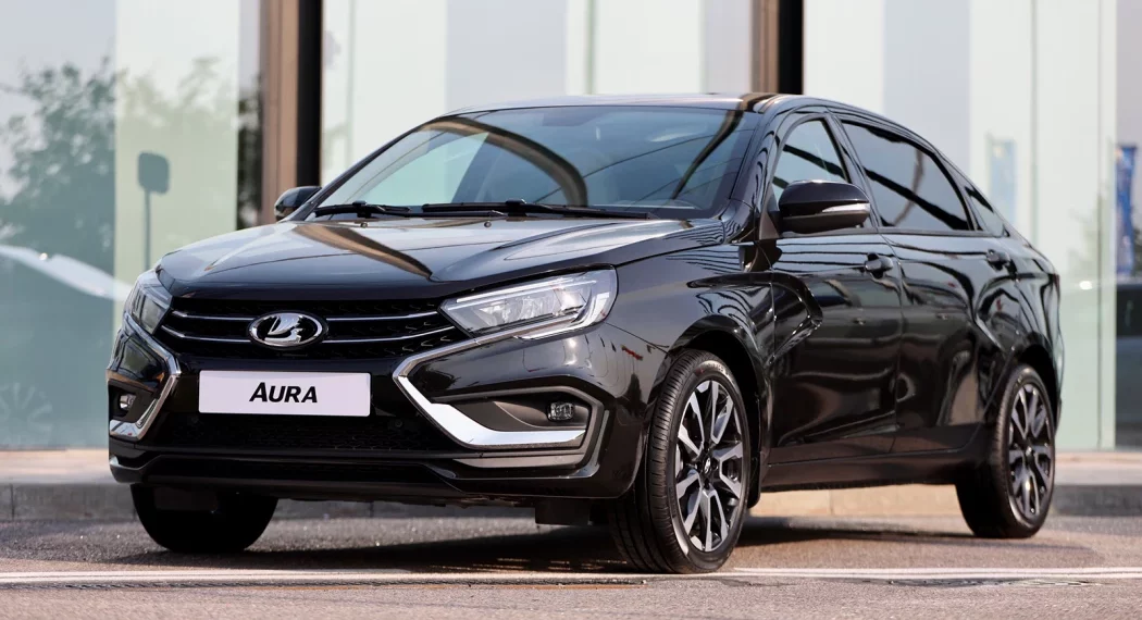 Все подробности о Lada Aura. Почему глава Сбера не смог ее завести?
