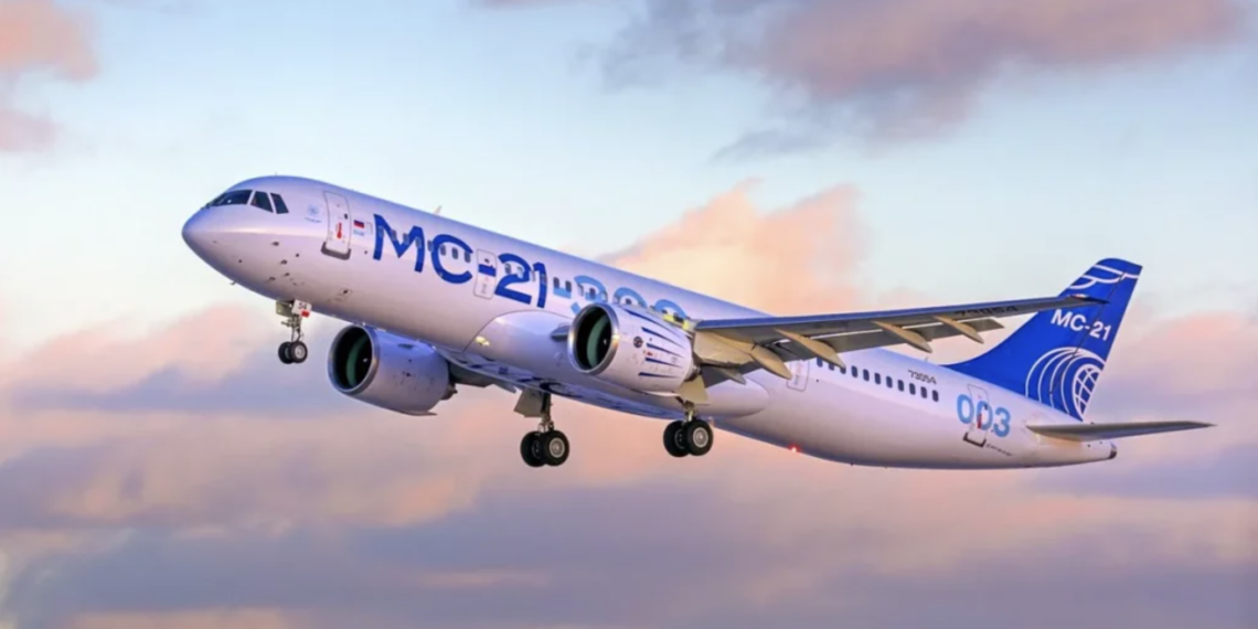 Летные испытания полностью импортозамещенного самолета МС-21 начнутся в ноябре