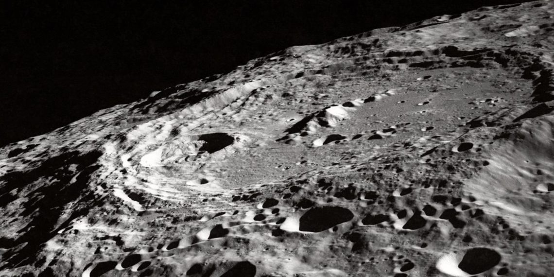 NASA создаст луноход Viper для поиска воды на Луне