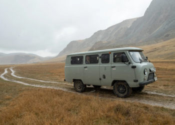 Буханку с электродвигателем испытали в Крыму