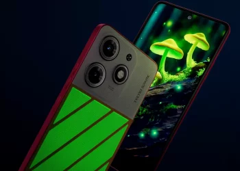 Tecno анонсировала смартфон с меняющимся цветом корпуса