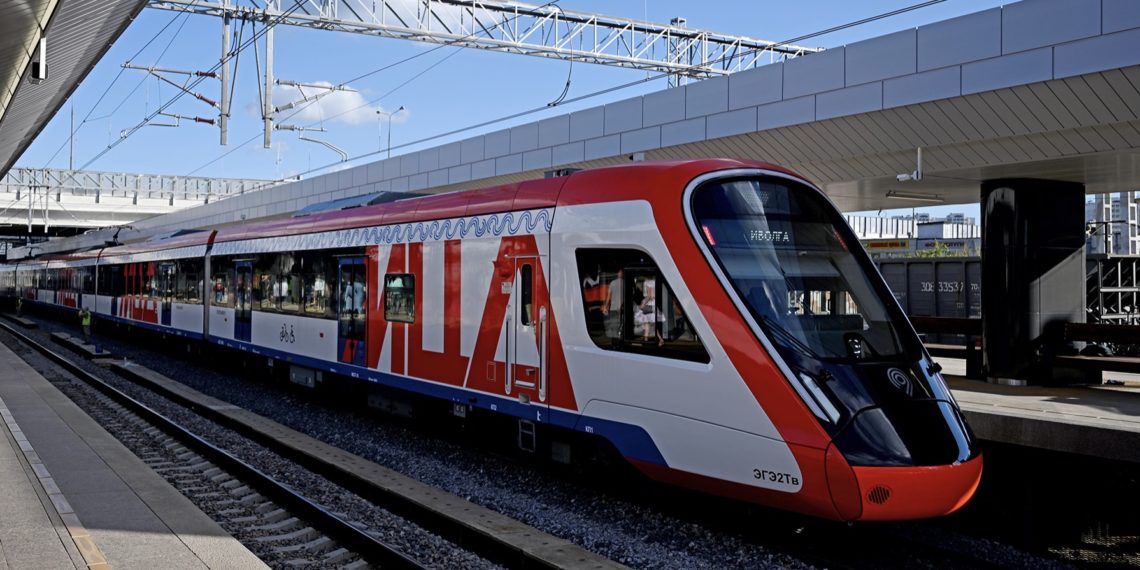 В Москве запущен железнодорожный маршрут МЦД-3. Из Зеленограда в Раменское