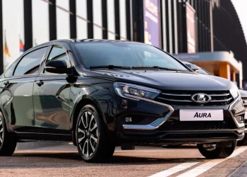 Депутатов обязали перейти на отечественные автомобили с 2024 года