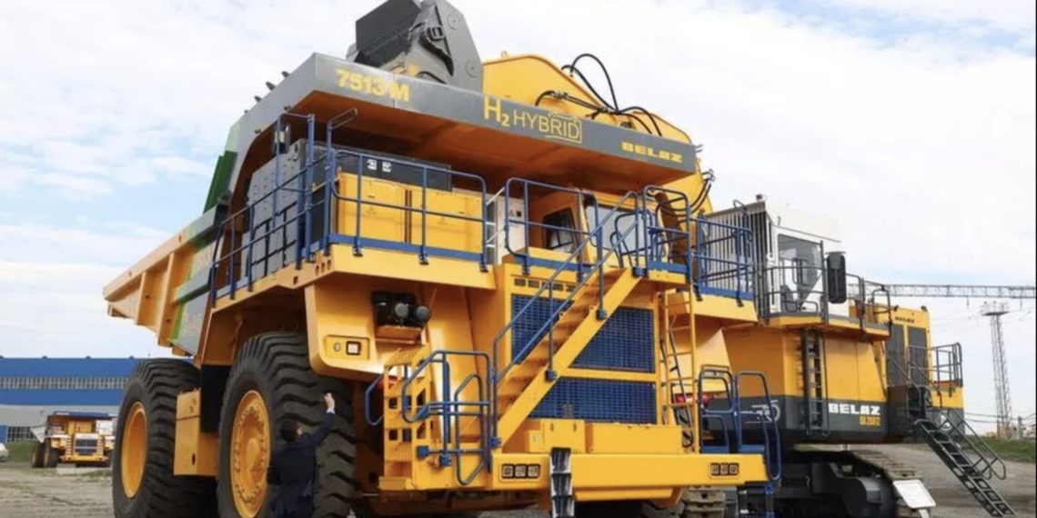 БелАЗ выпустил первый самосвал на водородном топливе