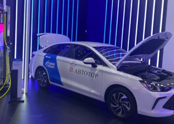 Автотор представил битопливный автомобиль
