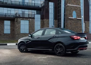 В продажу поступил седан Lada Vesta Sportline стоимостью 2.1 млн рублей