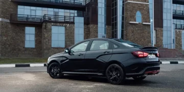 В продажу поступил седан Lada Vesta Sportline стоимостью 2.1 млн рублей