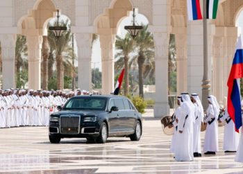 Сборку российских автомобилей Aurus развернут в ОАЭ