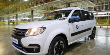 АвтоВаз может выпустить Lada Niva и Lada Vesta с электродвигателями