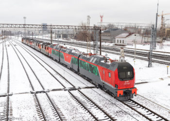 Новый грузовой электровоз Малахит совершил первый рейс