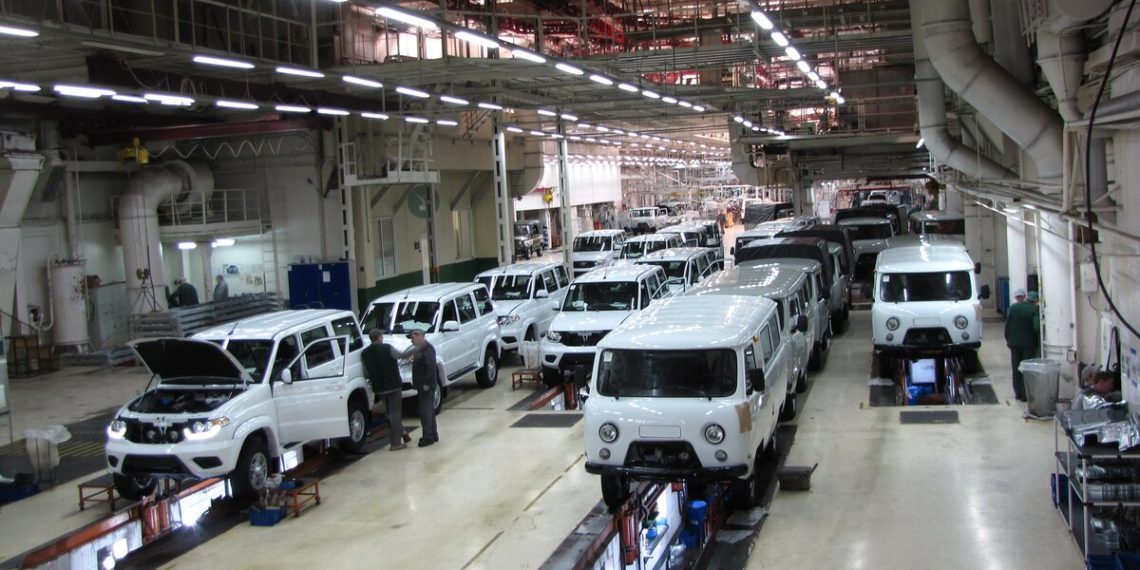 УАЗ будет оснащать автомобили экологичными двигателями Евро-5