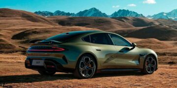 Объявлена дата поставок электрокара Xiaomi SU7