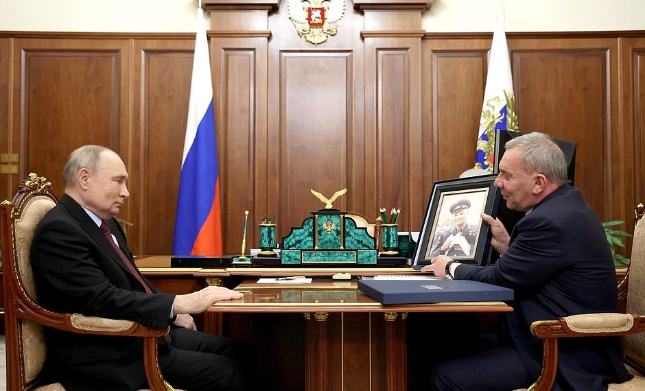 Глава Роскосмоса доложил Путину о подготовке запуска ракеты Ангара и экспедиции на МКС