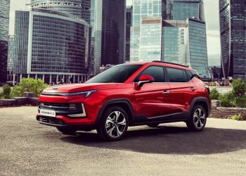 Сборка кроссоверов Москвич 3 по полному циклу начнется в ближайшее время