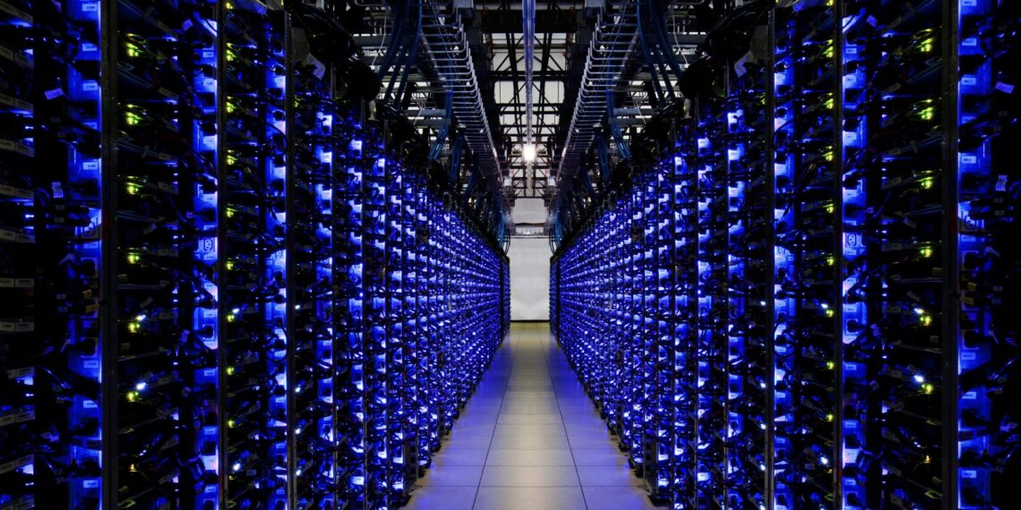 Microsoft создаcт суперкомпьютер для разработчиков ChatGPT