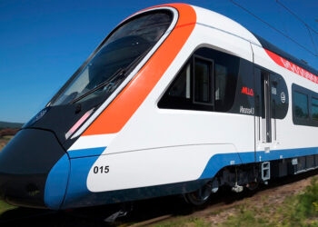 На МЦД запущены новые российские поезда Иволга 4.0