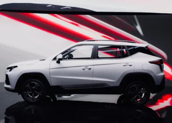 Москвич 3 подешевел на полмиллиона рублей в 2024 году