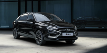 Lada Aura будет стоить от 2.6 млн рублей. Детализированные фото внутри салона
