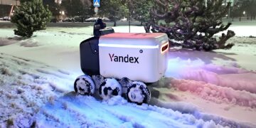 Яндекс обучит роботов-курьеров не застревать в снегу: испытания пройдут в Новом Уренгое