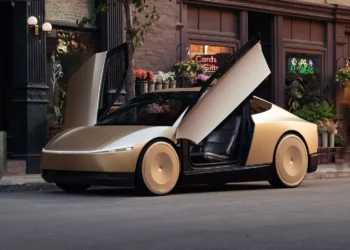 Эпоха роботов уже близко: Илон Маск запускает сеть беспилотных такси Tesla Cybercab