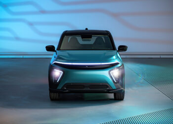 Электрокар Атом получит систему распознавания лиц на основе ИИ