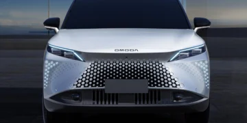 Кроссовер из будущего – Omoda C7 начнет продаваться в России с 2025 года