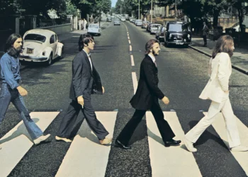 Песню The Beatles смогли восстановить с помощью нейросети MusicLM